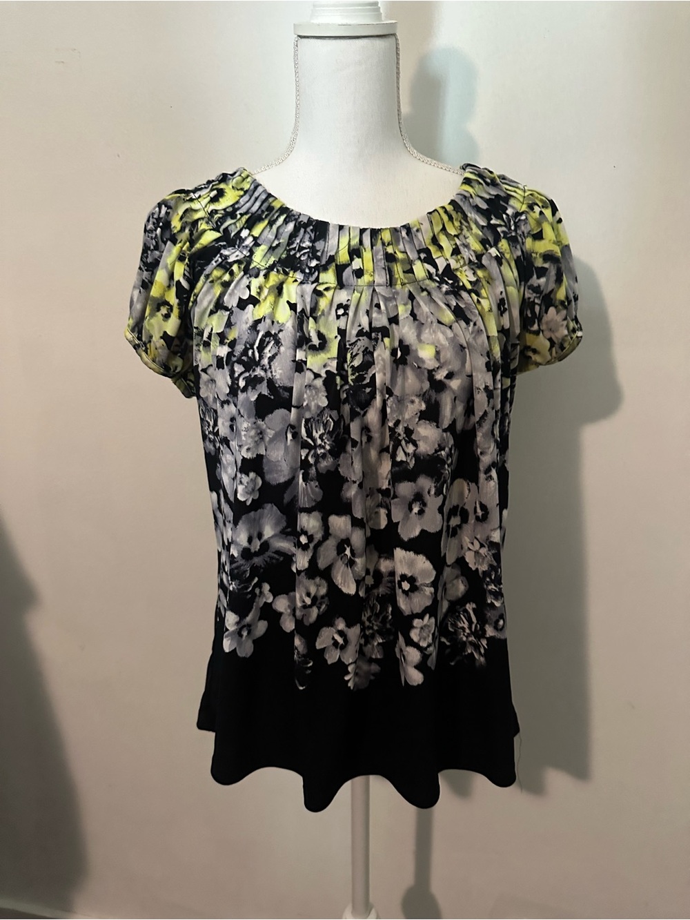 Style & Co. Black White and Yellow Floral Short Sleeve Blouse